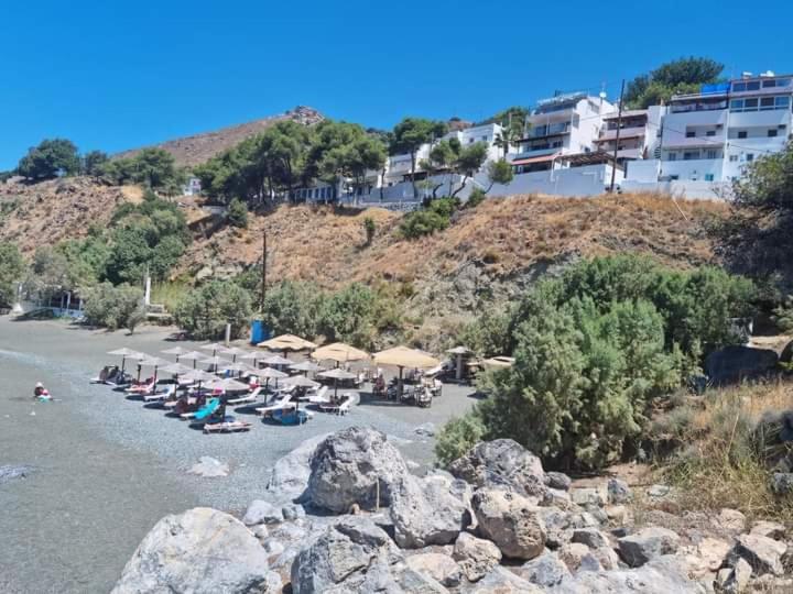 Kalymnos Platy Gialos Mousellis Makis Apartments Panormos  Экстерьер фото