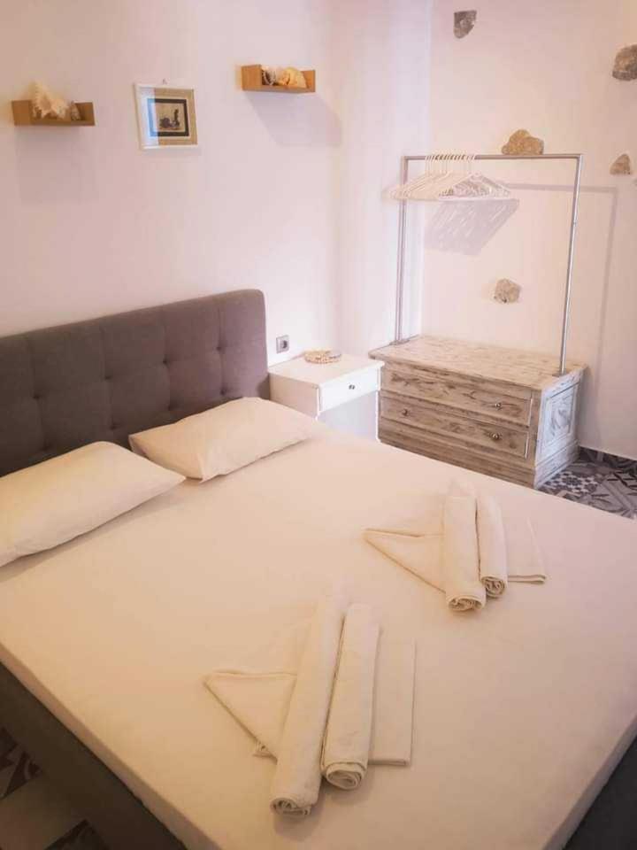 Kalymnos Platy Gialos Mousellis Makis Apartments Panormos  Экстерьер фото