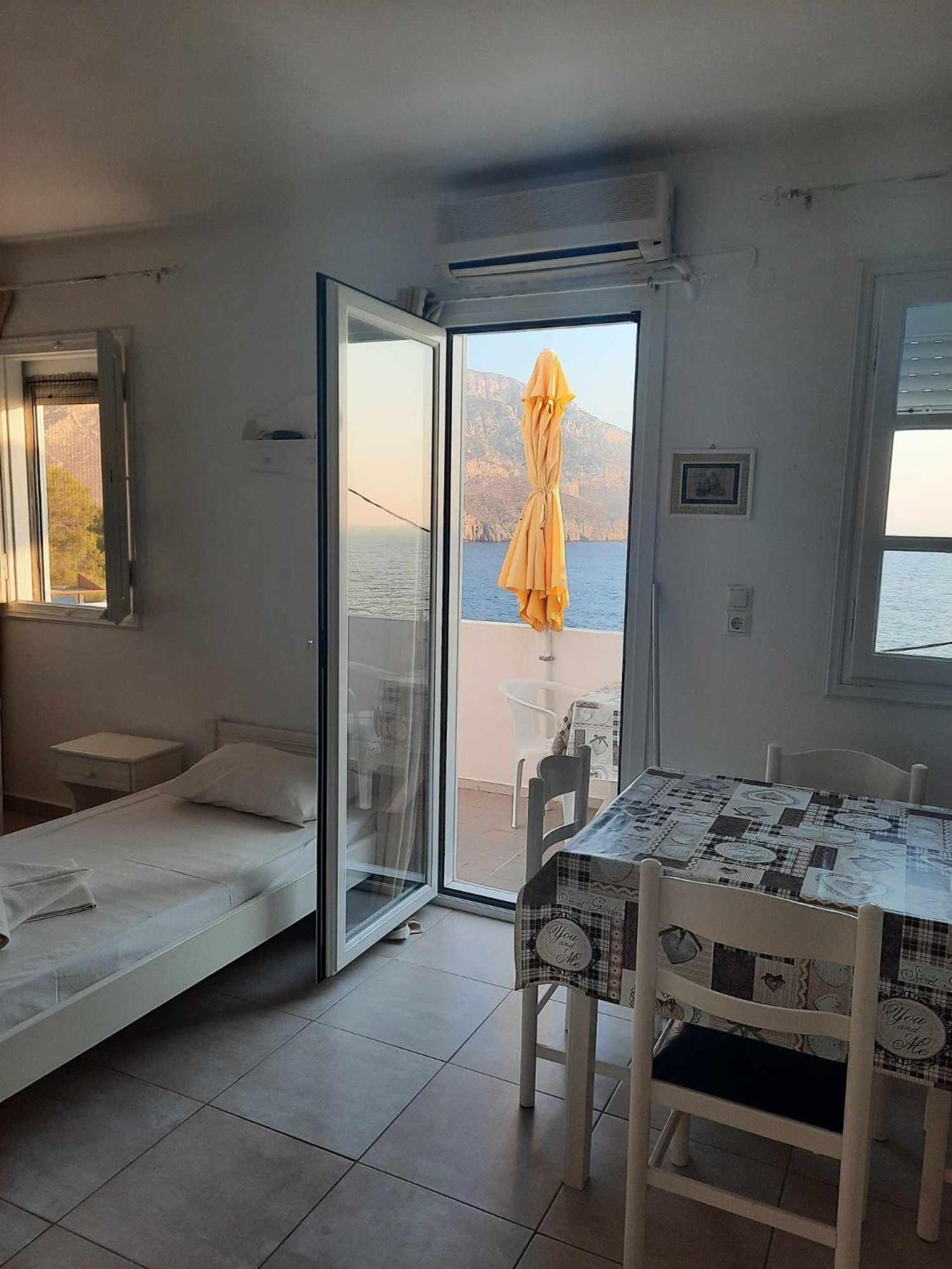 Kalymnos Platy Gialos Mousellis Makis Apartments Panormos  Экстерьер фото