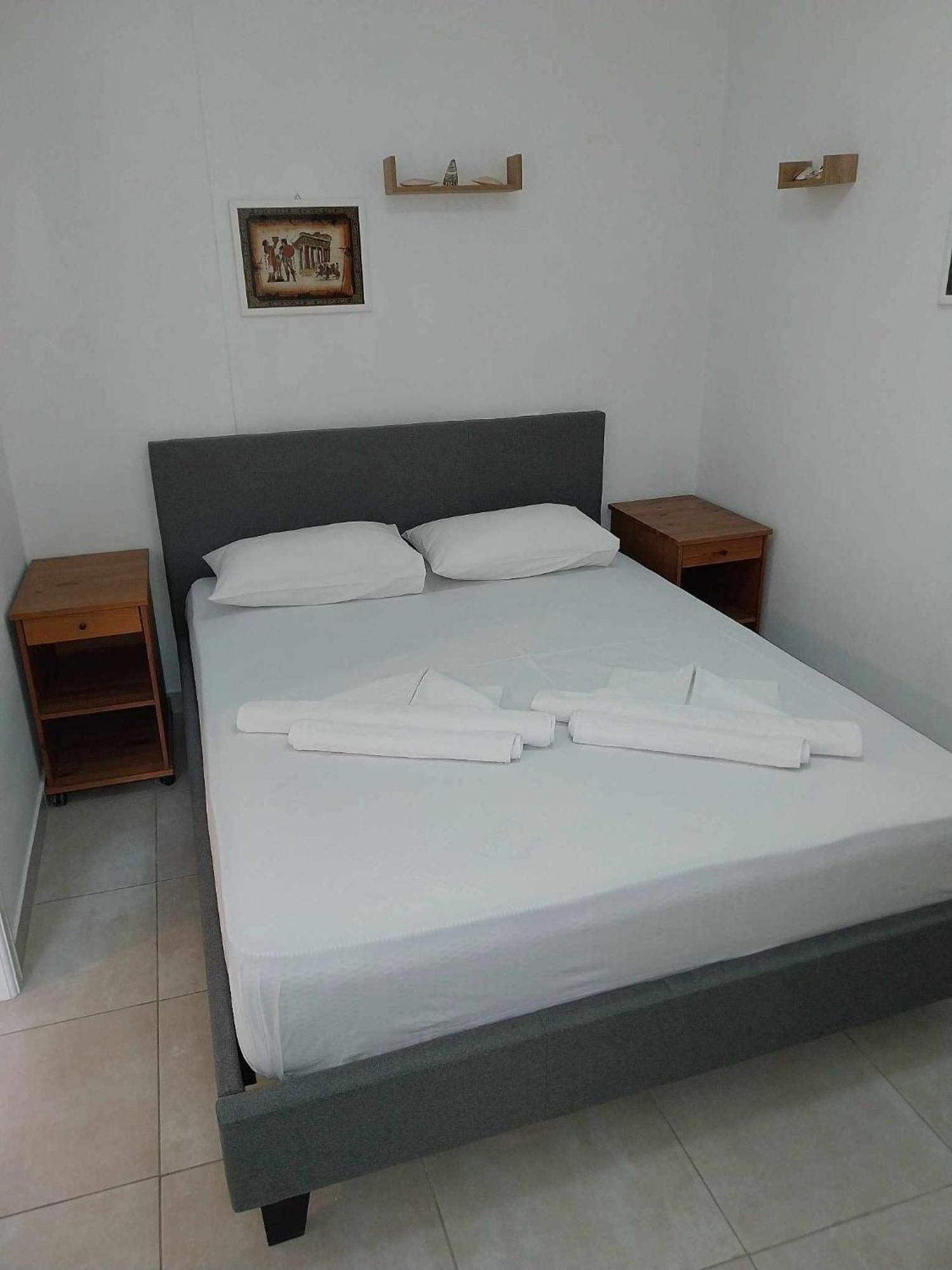 Kalymnos Platy Gialos Mousellis Makis Apartments Panormos  Экстерьер фото