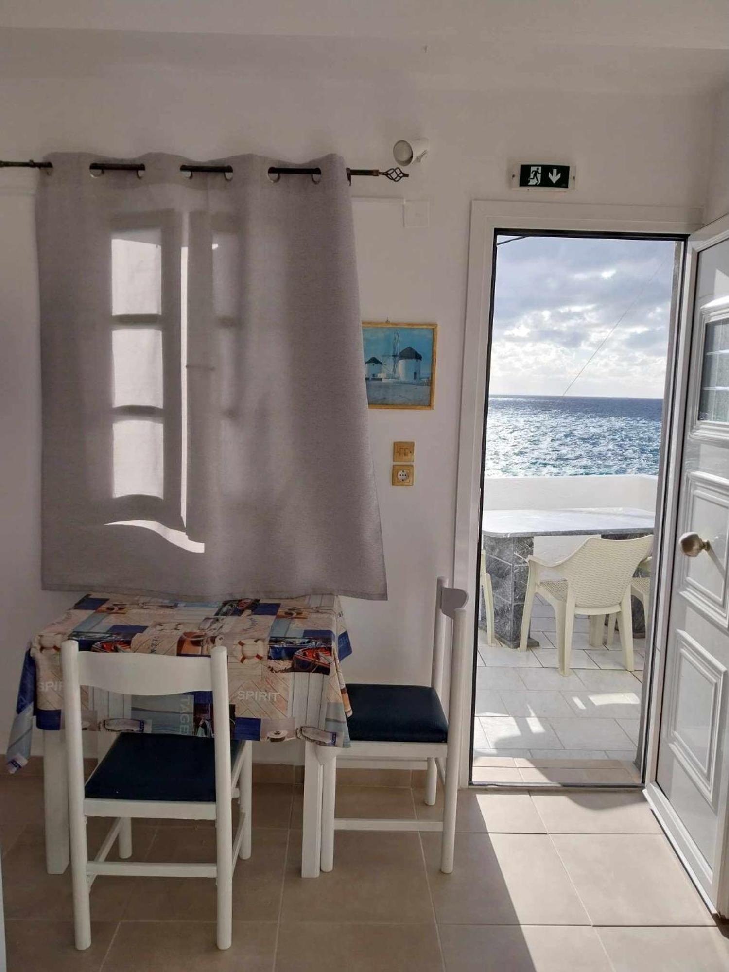 Kalymnos Platy Gialos Mousellis Makis Apartments Panormos  Экстерьер фото