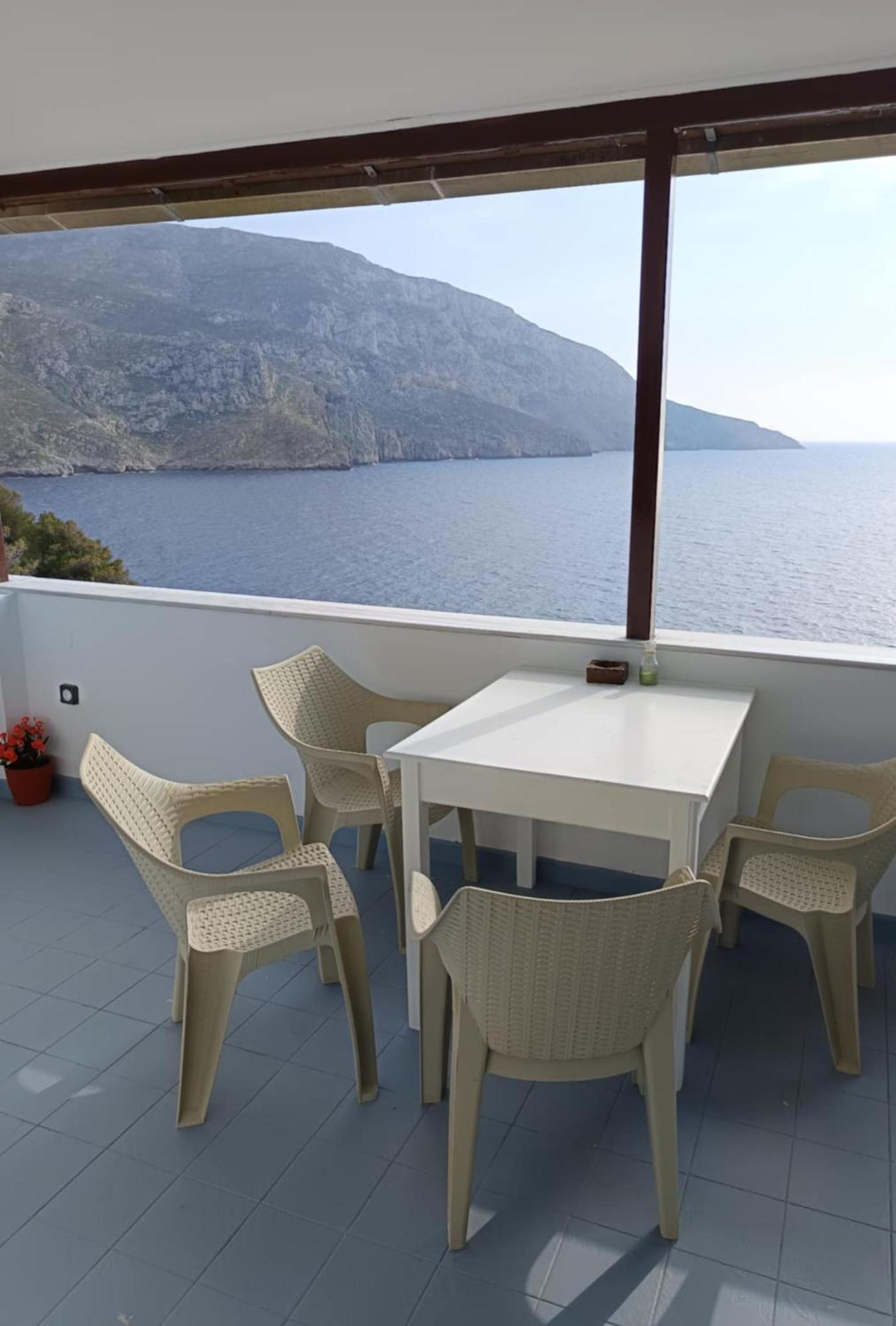 Kalymnos Platy Gialos Mousellis Makis Apartments Panormos  Экстерьер фото